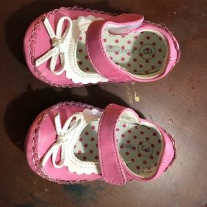 Osh kosh flex bottom shoes size 3